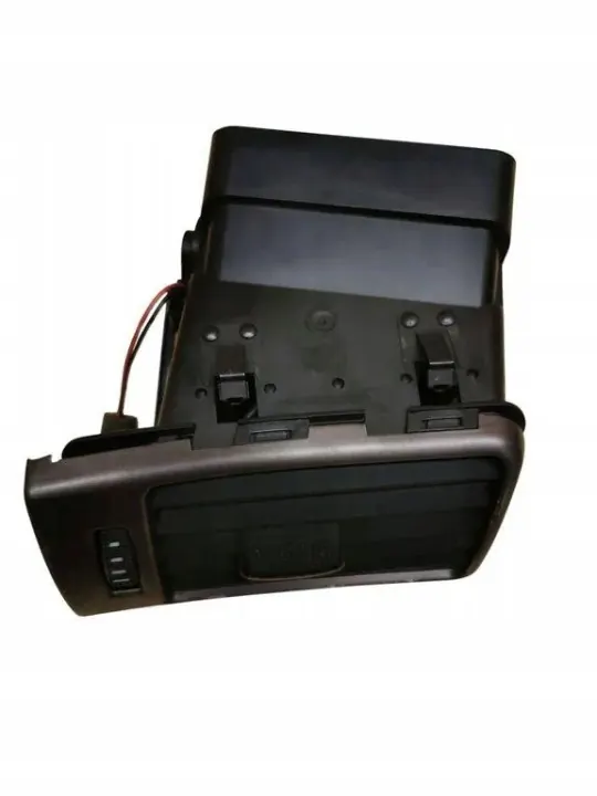Rejilla ventilación salpicadero OEM 4B1820901 para Audi A6 image 4