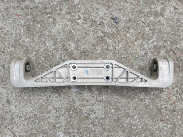 Differenzialhalterung OEM 29621-80J2 für Fiat Sedici image 2