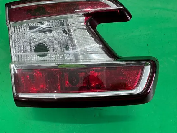 Lámpara trasera izquierda portón 265550028R Renault Megane III image 4