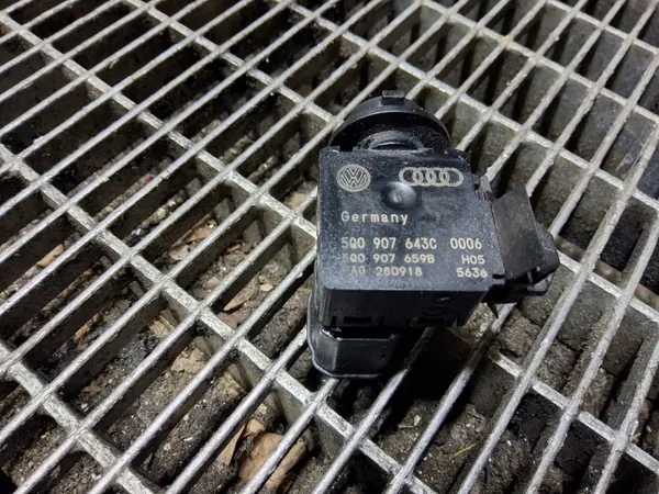 SEAT OE Luchtkwaliteitssensor OEM 5Q0907643C image 5