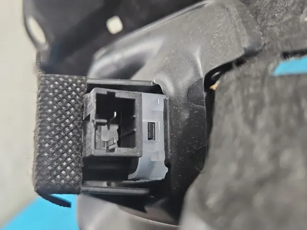 OEM 85745-S0000 Rechte Kofferraumverkleidung Hyundai i30 III image 3