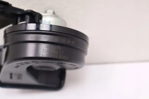 Klaxon Volvo V60 II OEM 31699986 - Occasion image 4