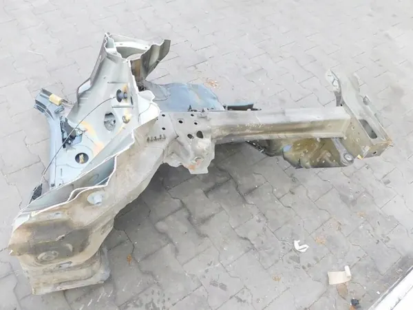 Citroen C6 2.7 HDI 07r Rail Quart Avant Gauche OEM image 7
