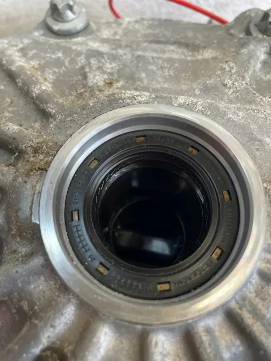 Diferencial dianteiro Mercedes Classe E W213 3.0 OEM A2213353400 image 3