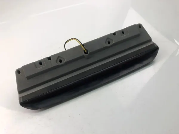 Feu Stop Subaru OE OEM 43115039 pour Forester SF image 2