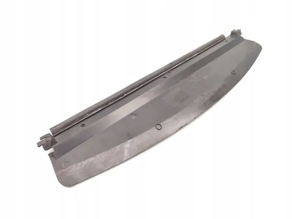 BMW X5 Cache radiateur bas OEM 8402420 (2006-2008) image 4