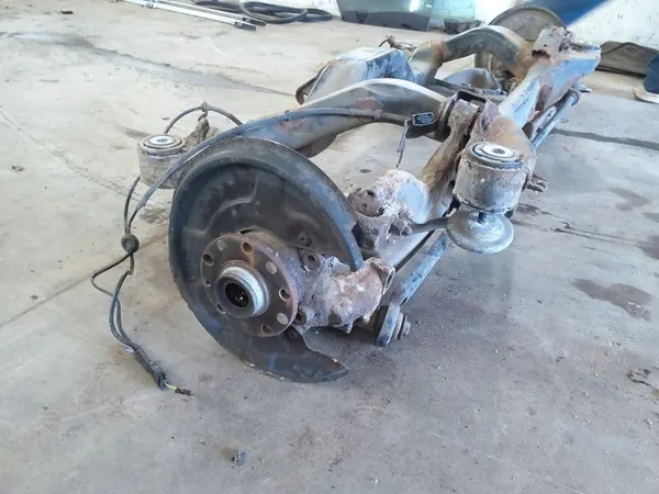Molas traseiras Audi OE OEM ARA285338 - Usado image 3