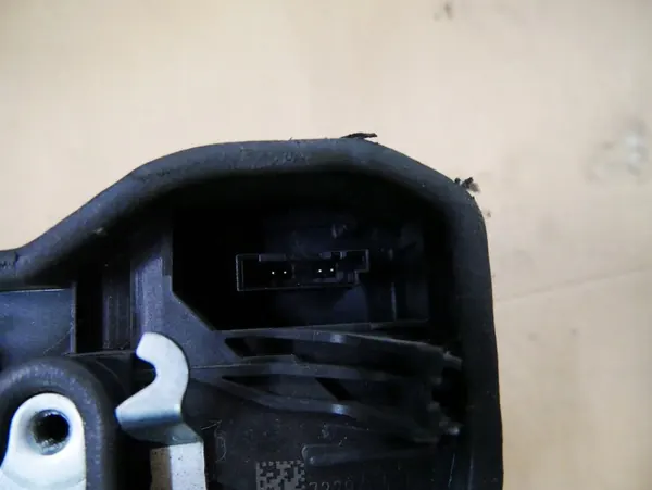 BMW E87 E90 E60 F10 F20 F30 Linke Hintertürschloss image 6