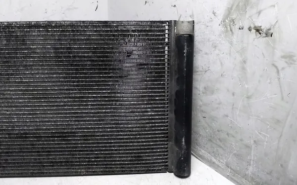 BMW OE 64509122827-01 Ilmastointikondensaattori image 4