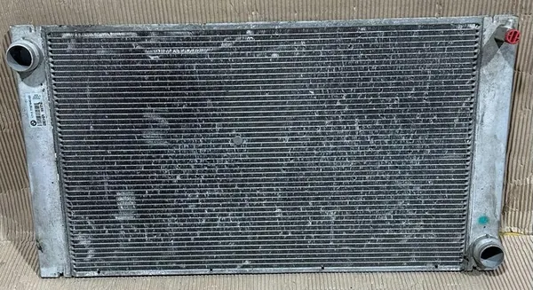 BMW Vattenkylare för 5 E60 E61 OE 17117787440 image 2