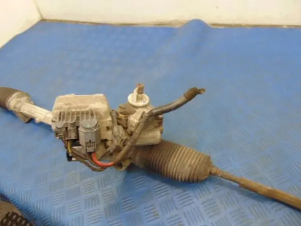 Bujía de precalentamiento Mercedes Clase A W169 OEM 6700001267 image 5
