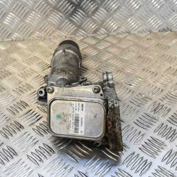 Oliekoeler Mercedes-Benz C T-Model (S203) A2711880001 image 2