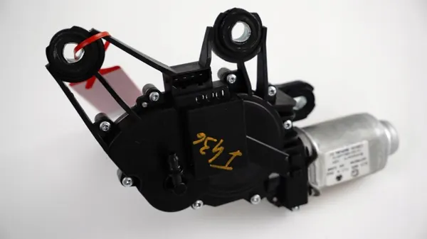 Motor do limpa-vidros traseiro OEM 368446628 Skoda Fabia II image 5