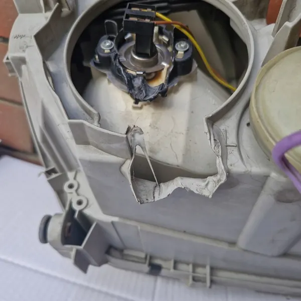 Linker voorlamp Mercedes C 203 A2038201159 image 8