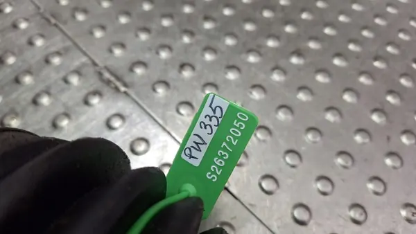 Vorderes linkes Antriebswelle OEM S26372050 - Gebraucht image 6