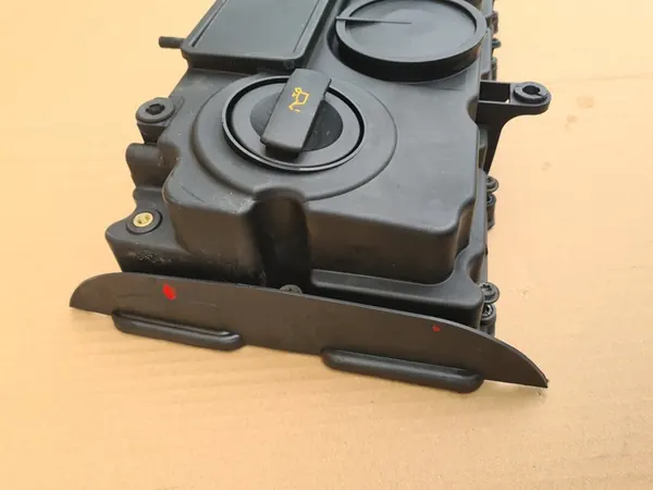 Ventildeckel VW Passat B6 2.0 TDI 03G103469L image 6