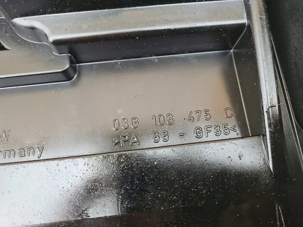 Ventildeckel VW Passat B6 2.0 TDI 03G103469L image 8