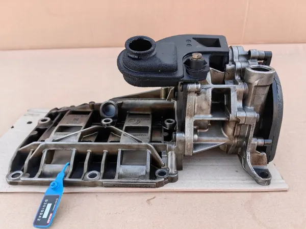Oliepomp compleet BMW 7798014 voor N47 Diesel-motoren image 2