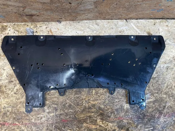 Mazda CX-60 Etupuskurin Alaosa Peite OEM KBB356113 image 2