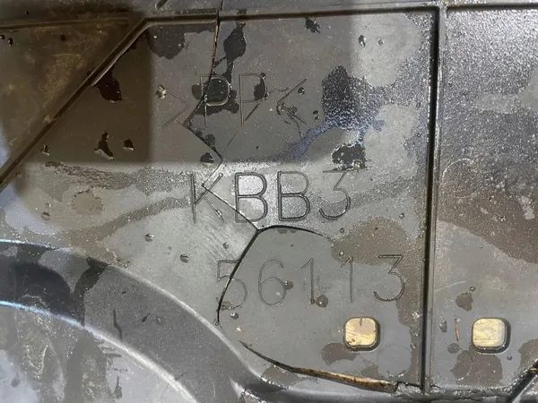Mazda CX-60 Etupuskurin Alaosa Peite OEM KBB356113 image 10