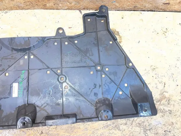Mazda CX-60 Etupuskurin Alaosa Peite OEM KBB356113 image 6
