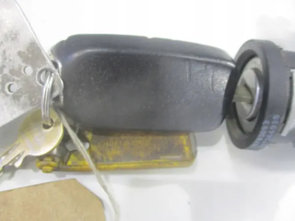 Fiat 500X dörrlåscylinder OEM 00519773460 image 3