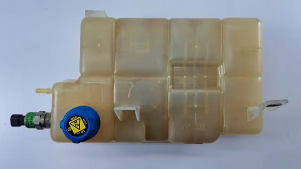 Ausgleichsbehälter IVECO DAILY 2.3 3.0 HPI EURO 6 image 2