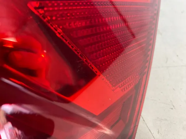 Lámpara trasera derecha VW T-Roc 2GA EU image 4