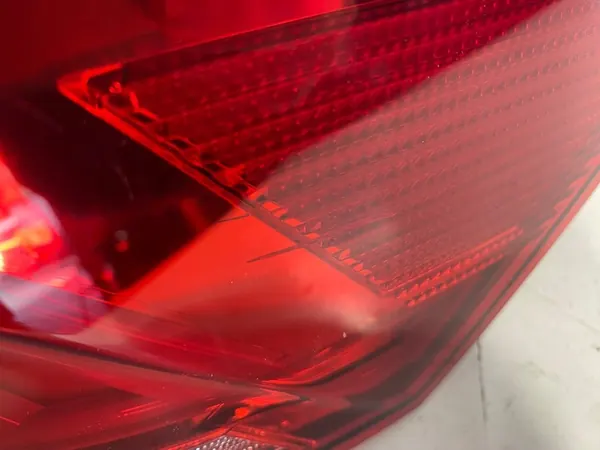 Lámpara trasera derecha VW T-Roc 2GA EU image 5