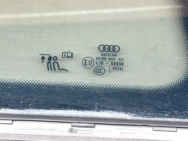 Audi A5 Carrosseriepaneel OEM 8W6845298L - Gebruikt image 4