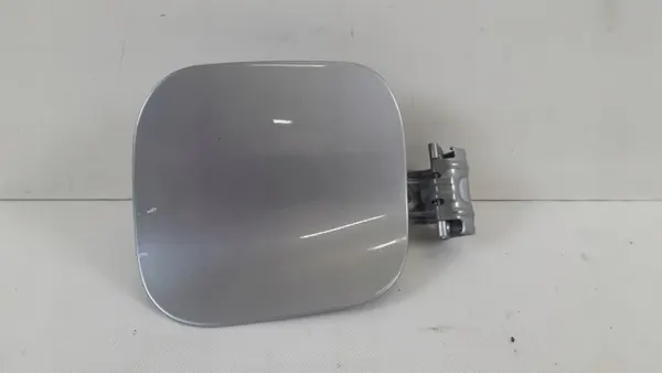 Toyota C-HR Tankklappe OEM 1148530108 - Gebraucht image 2