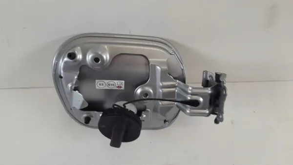 Toyota C-HR Tankklappe OEM 1148530108 - Gebraucht image 5