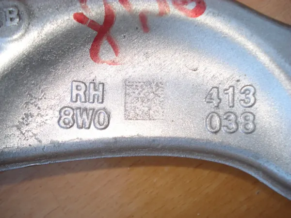 Supporto ammortizzatore anteriore destro AUDI A5 S5 8W 3.0 TFSI image 3