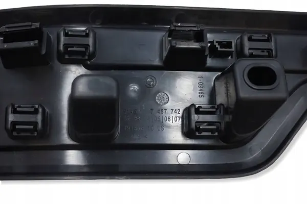 BMW X7 G07 Tapete de umbral M-Package iluminado OEM 7487741 image 4