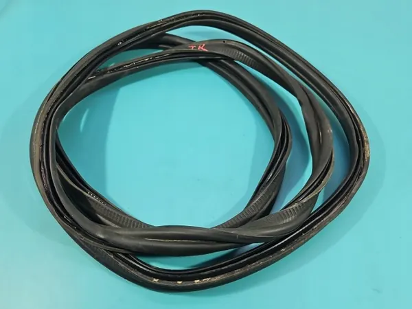 Joint de hayon Land Rover OEM IMPRK1554786 image 4
