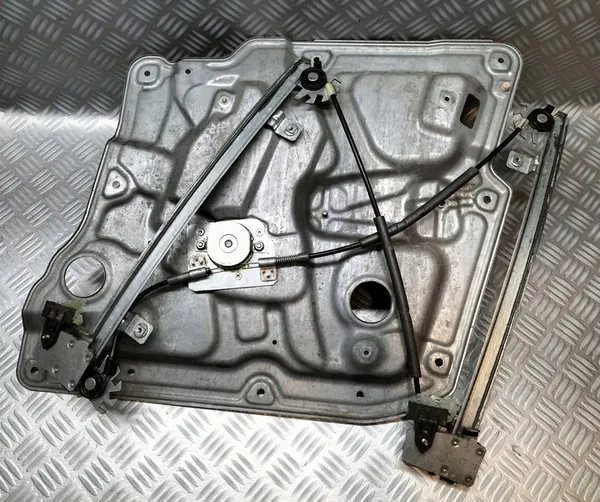 Regulador de janela dianteira esquerda Nissan Primera P12 image 2