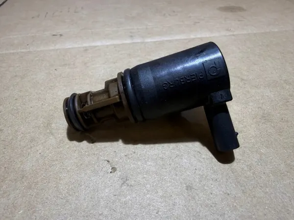 Audi Oliedruksensor OEM 05L906455E - Gebruikt image 4