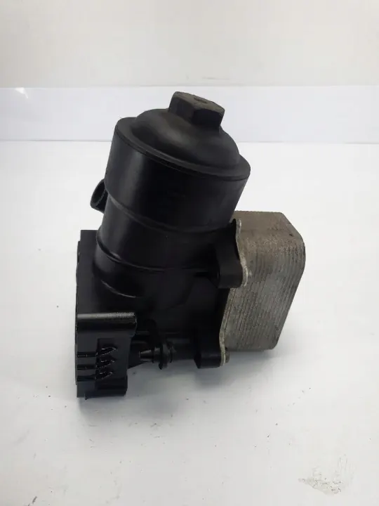 Arrefecedor óleo caixa OEM 03L117021C VW Passat B7 image 3
