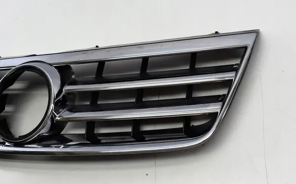 VW Touareg 1 7L 03-06 Grill Original 7L6853651B image 2