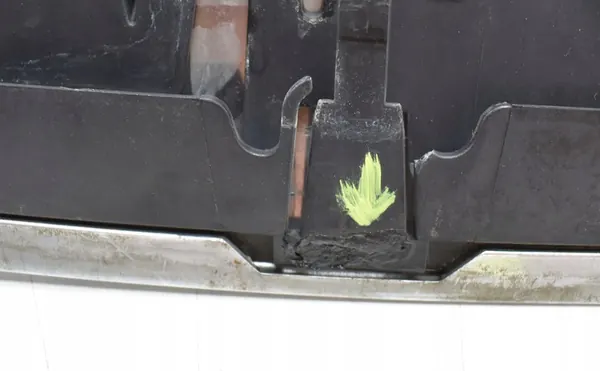 VW Touareg 1 7L 03-06 Grill Original 7L6853651B image 5