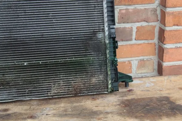 Radiador de agua Audi A4 S4 B9 image 4