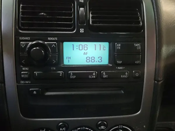 OEM 86110-05011 Fabrieksradio voor Toyota Avensis T22 image 2