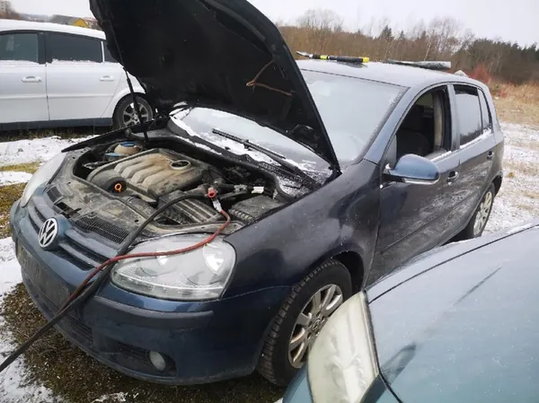 Válvula de Acelerador Volkswagen Golf 2004 1.9L OEM 03G128063 image 5