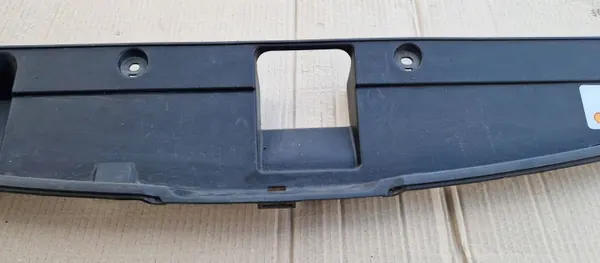 KIA SPORTAGE 3 Framstolpbältehölje OEM 863613U000 image 4