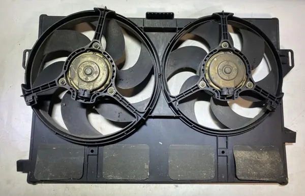 Radiatorventilator Jaguar XK8/XKR OEM 8240168 - Gebruikt image 2