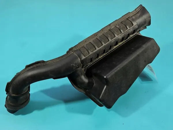 Tubo cobertura ressonador OEM 17750-37090 Lexus CT image 2