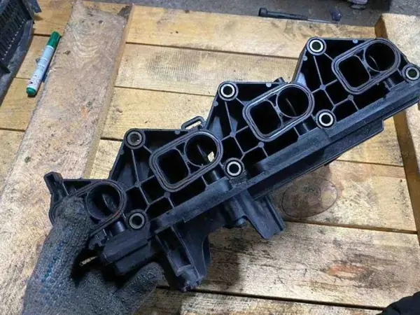 Colector de admisión OEM 6460902237 Mercedes-Benz E W211 image 4