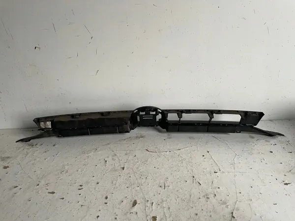 VW Polo VI Grill 2G0853651L image 2