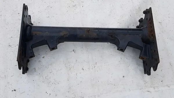 Viga transversal chassi MAN OEM para TGX/TGS 6x2 image 2