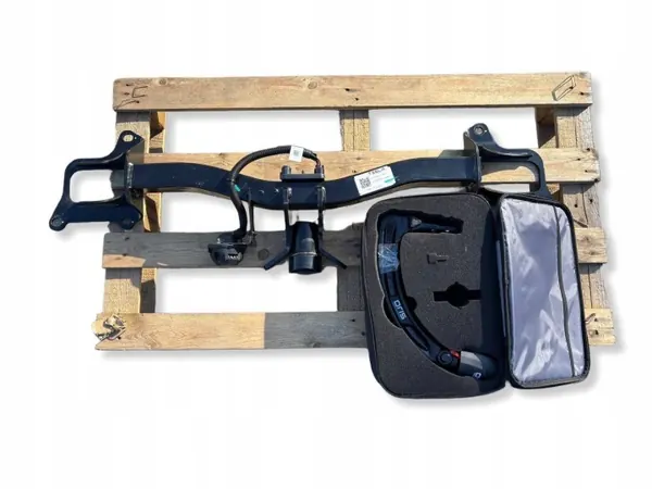 Barre de remorque Tesla 3 Highland OEM 167011100C image 2